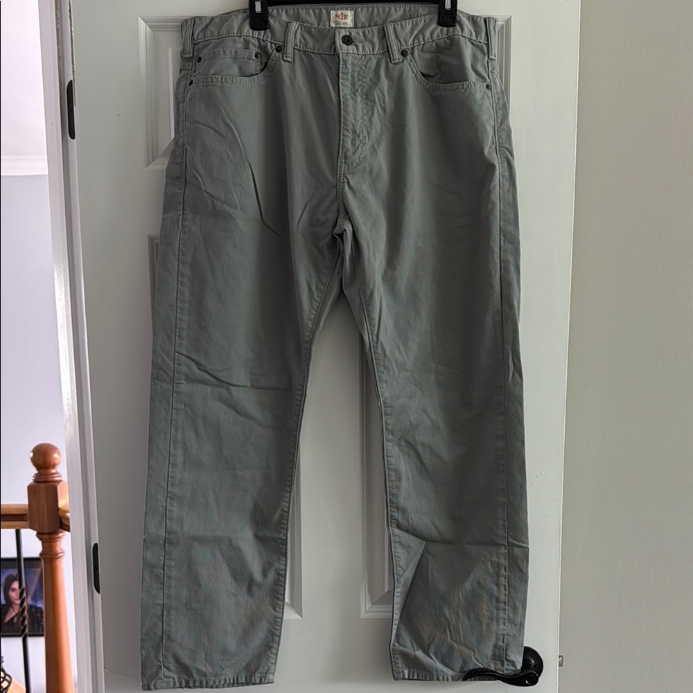 Dockers Gray Chinos Versatile and Durable